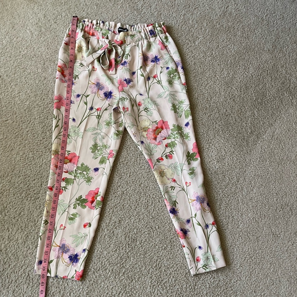 Express Multicolor Floral High Rise Ankle Pants size medium - Picture 8 of 9